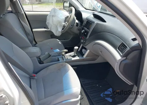 2011 Subaru Forester 2.5X Premium из США, поврежденный, VIN JF2SHADC3BH705649